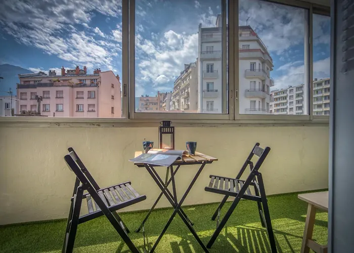 דירה R 'apparts T4 The Alpin גרנובל